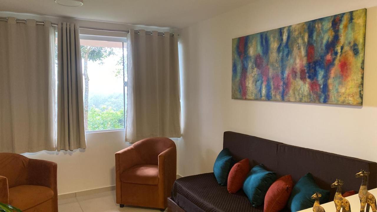 Flat Condominio Topo Da Montanha 507 Cha Grande Exterior photo